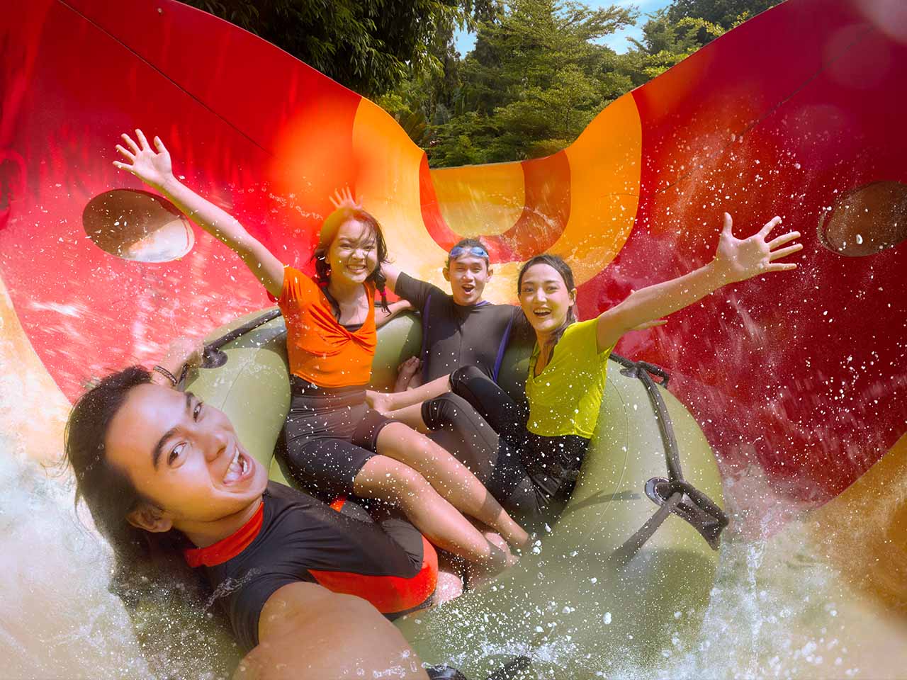 Berenang di Atlantis jadi lebih HEMAT!